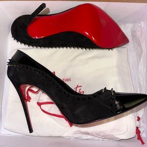 Christian Louboutin Brand NEW! Size 8.5 (39)